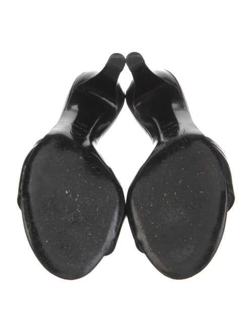 Chanel Interlocking CC Logo Patent Leather Slides