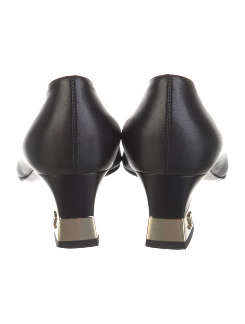 Chanel 2020 Interlocking CC Logo Pumps