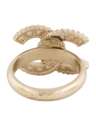 Chanel Strass CC Cocktail Ring