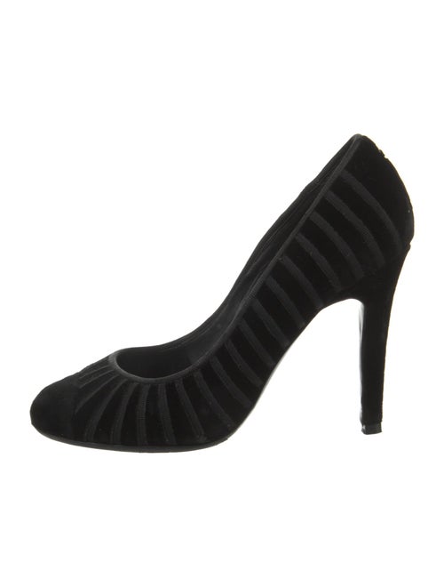 Chanel Interlocking CC Logo Velvet Pumps