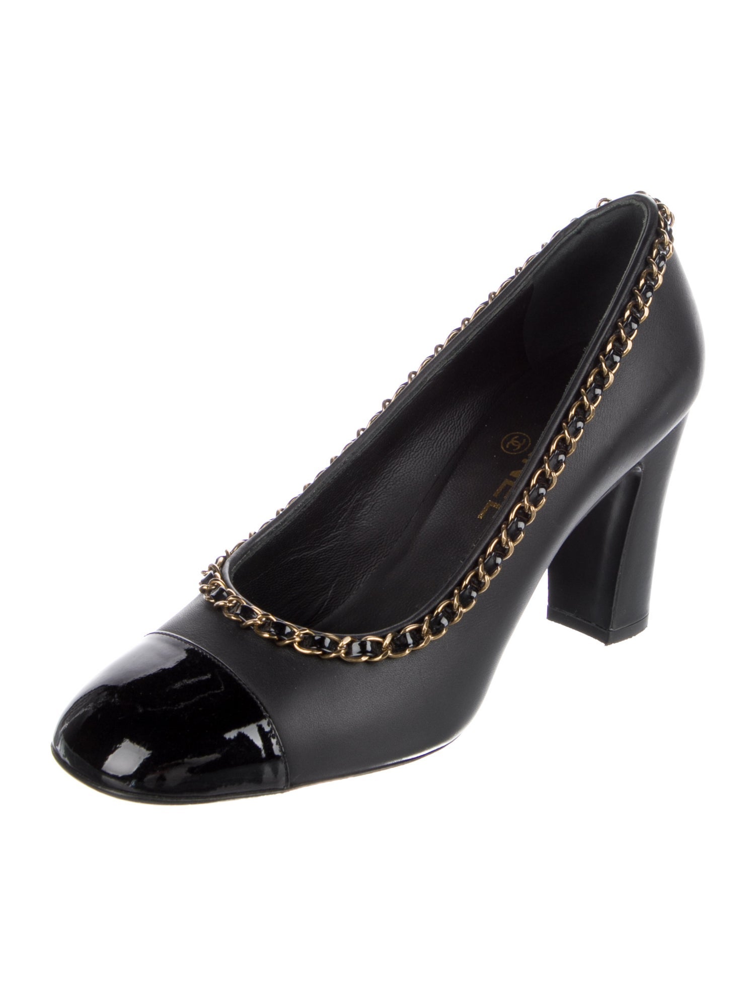 Chanel Interlocking CC Logo Leather Pumps