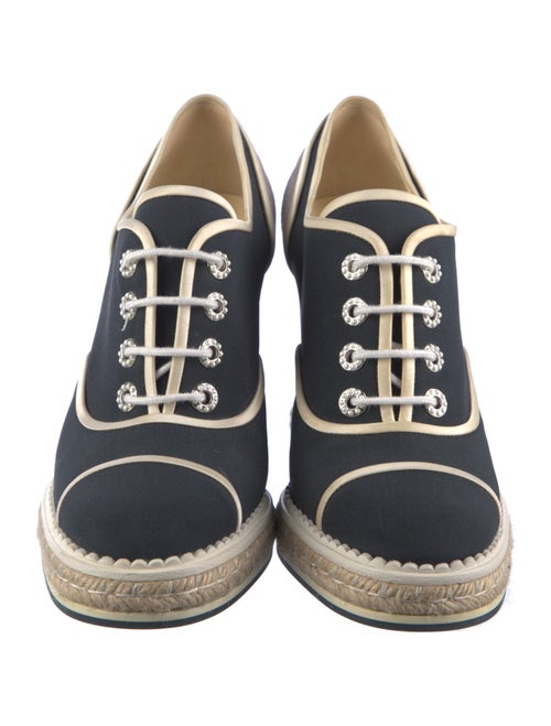 Chanel 2016 Interlocking CC Logo Pumps