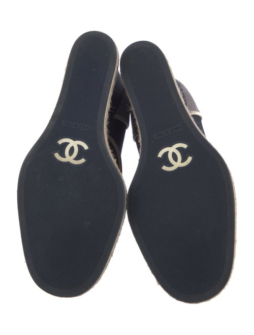 Chanel 2016 Interlocking CC Logo Pumps