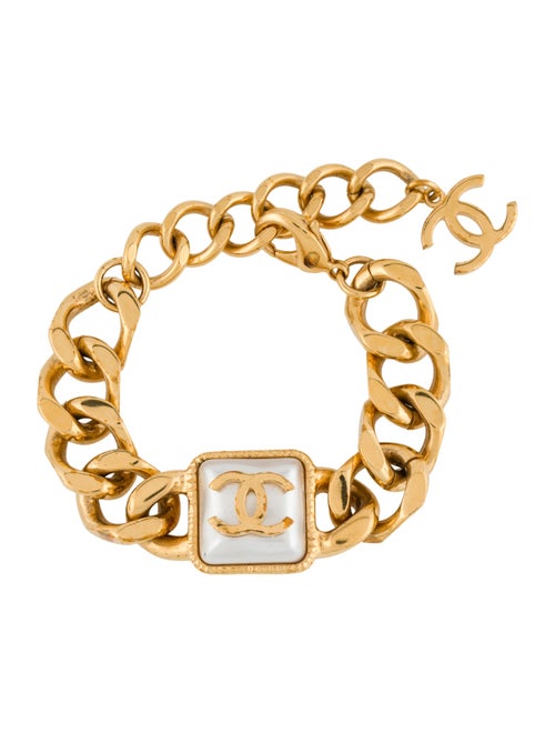 Chanel 2020 Faux Pearl CC Station Bracelet