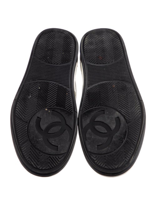 Chanel Interlocking CC Logo Leather Sneakers