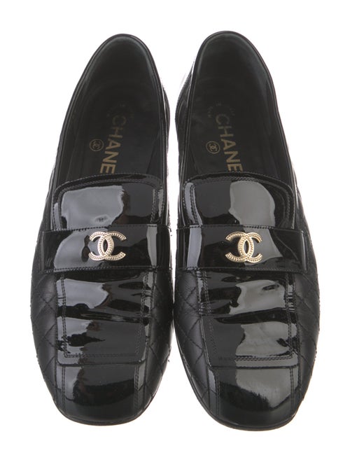 Chanel 2019 Interlocking CC Logo Loafers