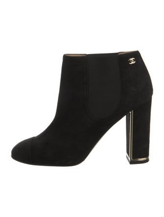 Chanel Interlocking CC Logo Suede Boots