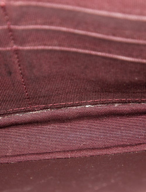 Chanel Classic Wallet On Chain