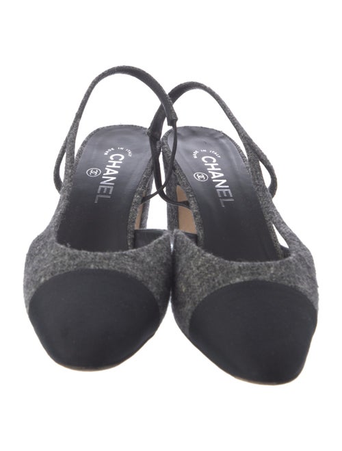 Chanel 2019 Interlocking CC Logo Slingback Pumps