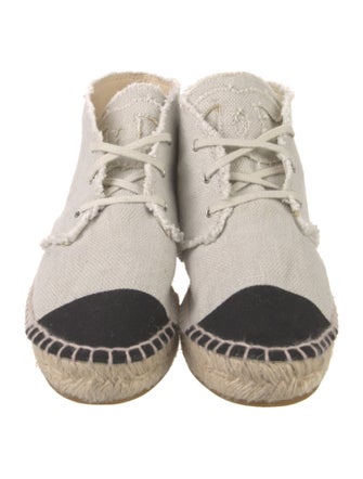 Chanel 2015 Interlocking CC Logo Espadrille Sneakers