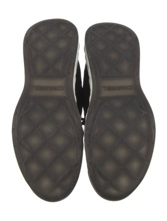 Chanel Interlocking CC Logo Leather Trim Embellishment Sneakers