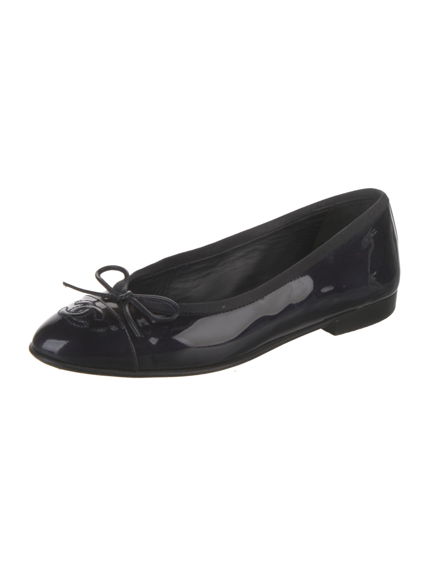Chanel Interlocking CC Logo Patent Leather Ballet Flats
