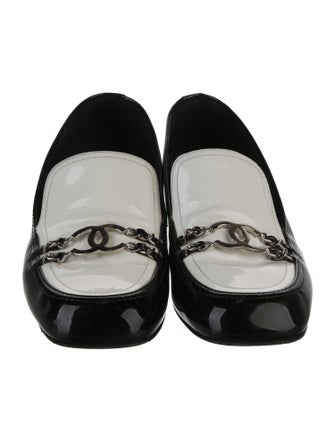 Chanel 2016 Interlocking CC Logo Loafers