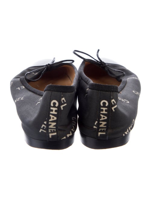 Chanel Interlocking CC Logo Leather Ballet Flats