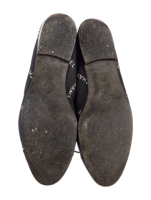 Chanel Interlocking CC Logo Leather Ballet Flats