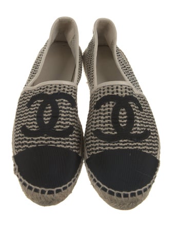 Chanel Interlocking CC Logo Leather Espadrilles