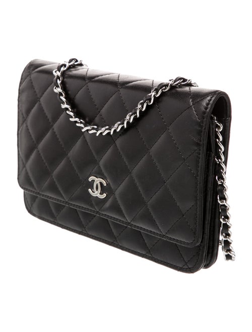 Chanel Quilted Classic Wallet On Chain