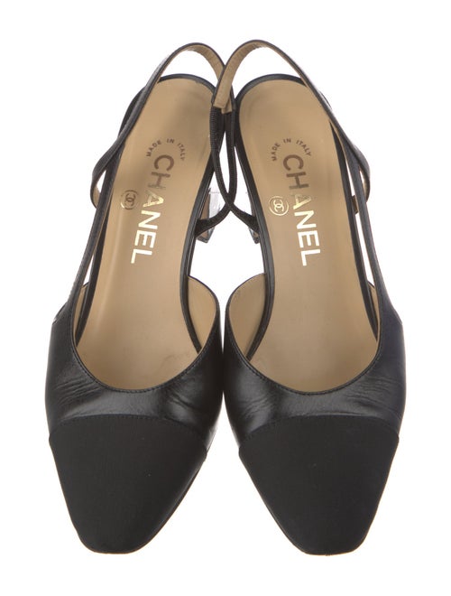 Chanel Interlocking CC Logo Leather Slingback Pumps