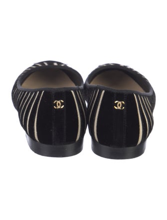 Chanel 2011 Interlocking CC Logo Ballet Flats