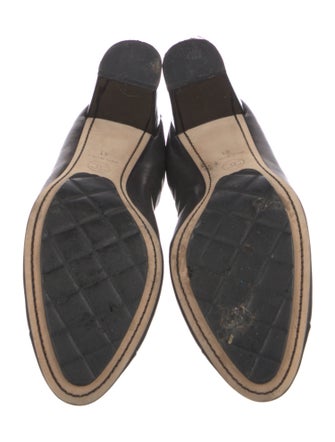 Chanel Interlocking CC Logo Patent Leather Pumps