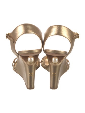 Chanel 2015 Interlocking CC Logo Sandals