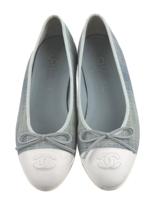 Chanel 2019 Interlocking CC Logo Flats