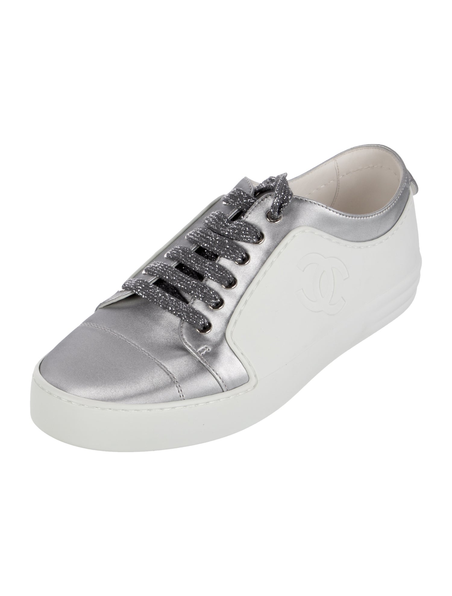 Chanel Interlocking CC Logo Leather Sneakers