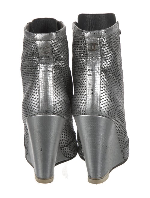 Chanel 2008 Interlocking CC Logo Lace-Up Boots