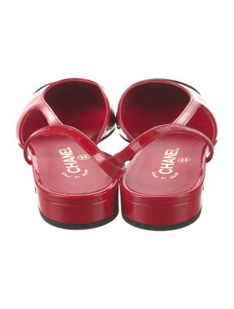 Chanel Interlocking CC Logo Patent Leather Slingback Flats