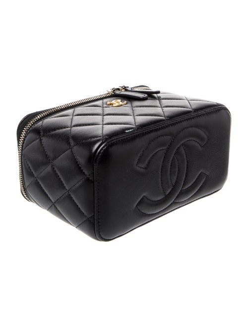 Chanel Pearl Crush Vanity Case