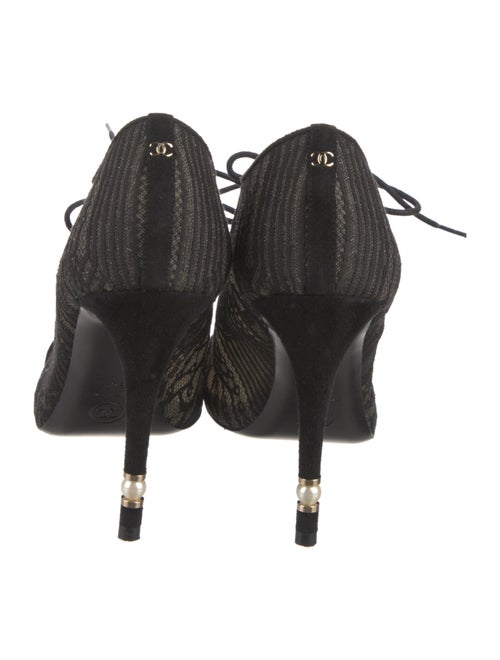 Chanel 2015 Interlocking CC Logo Pumps