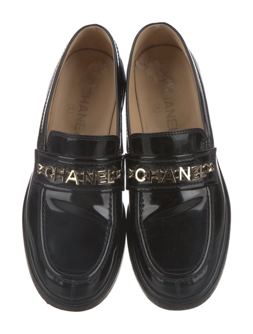 Chanel 2021 Interlocking CC Logo Loafers
