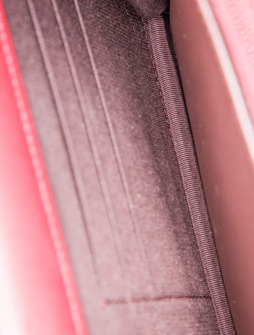 Chanel Trendy CC Wallet On Chain