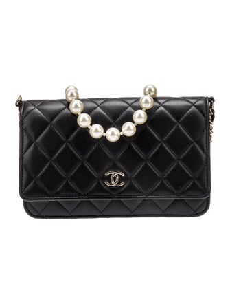 Chanel Maxi Pearls Wallet on Chain