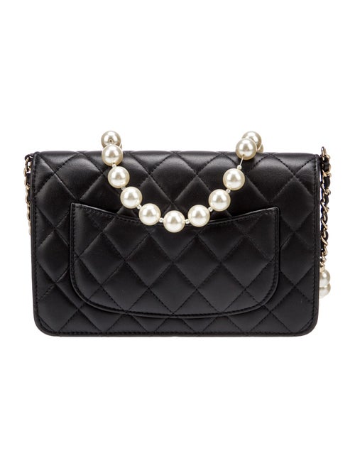 Chanel Maxi Pearls Wallet on Chain