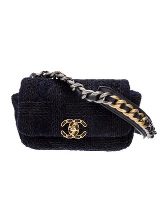 Chanel 19 Flap Waist Bag