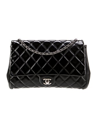 Chanel Patent New Clutch w/ Chain