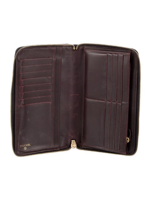 Chanel 2013-2014 Interlocking CC Logo Continental Wallet