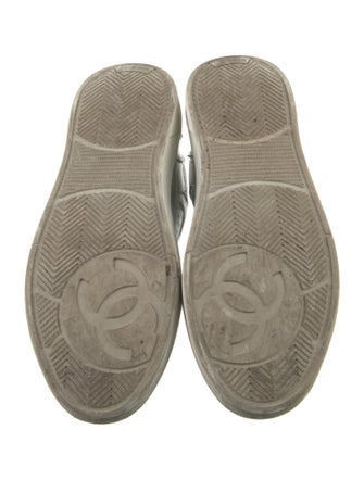 Chanel Interlocking CC Logo Leather Sneakers