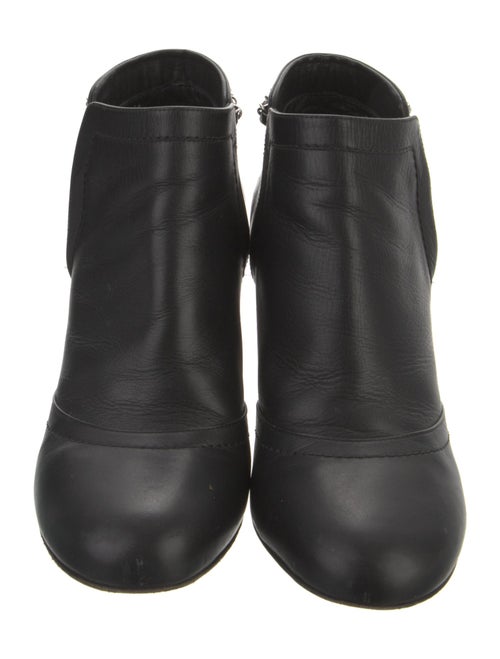 Chanel 2014 Interlocking CC Logo