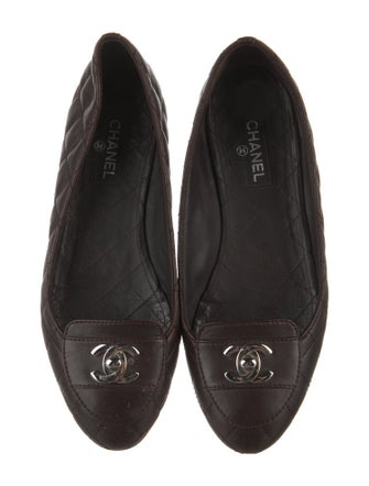 Chanel Interlocking CC Logo Leather Loafers