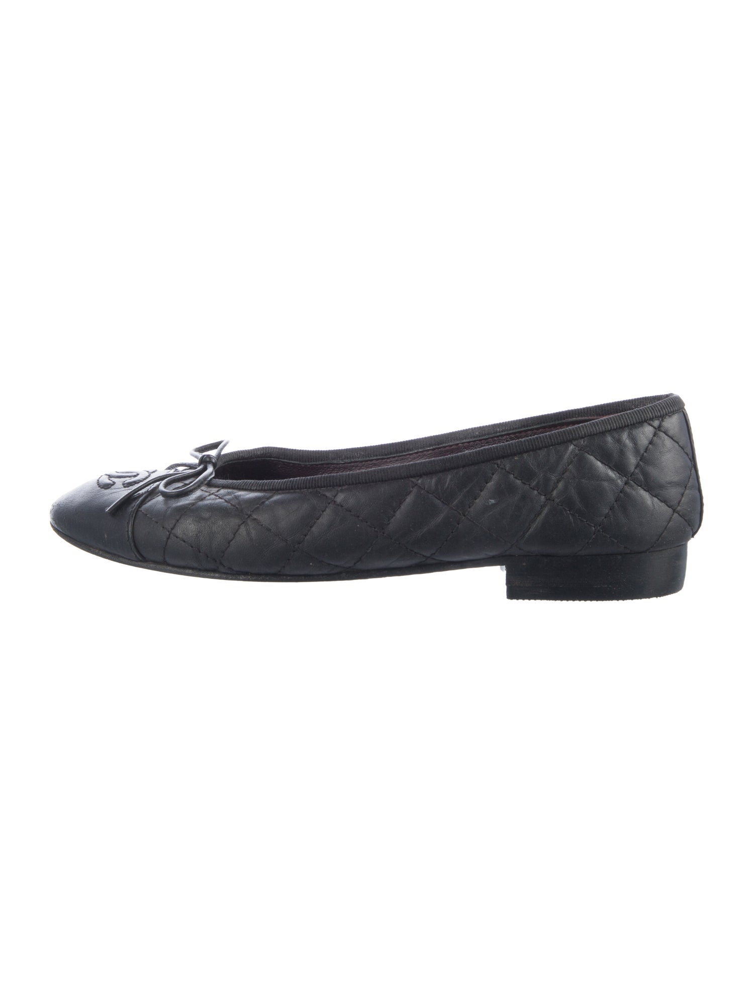 Chanel Interlocking CC Logo Leather Flats