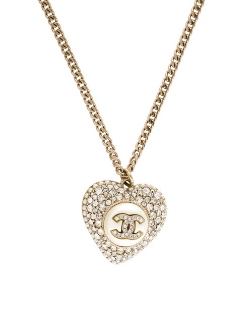 Chanel Faux Pearl & Strass CC Heart Pendant Necklace
