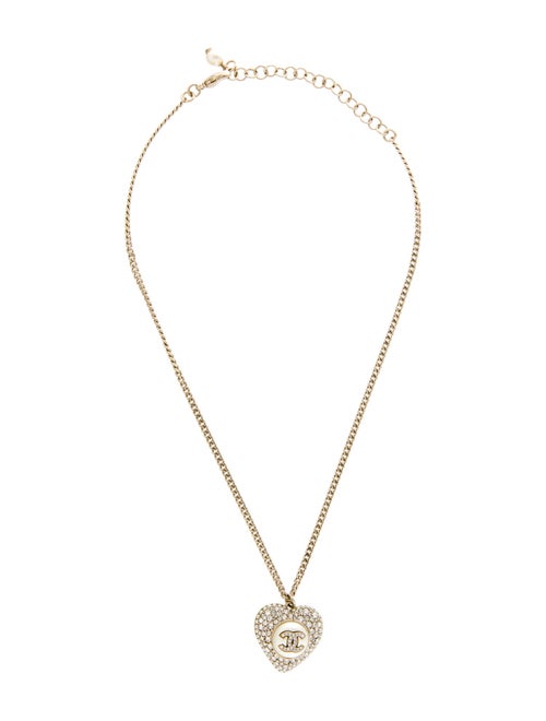 Chanel Faux Pearl & Strass CC Heart Pendant Necklace