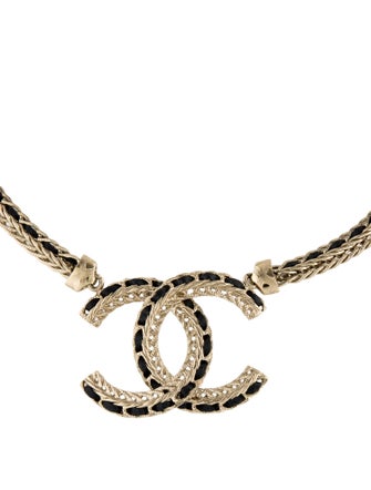 Chanel 2022 Leather CC Pendant Necklace