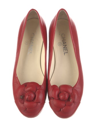 Chanel Interlocking CC Logo Leather Ballet Flats