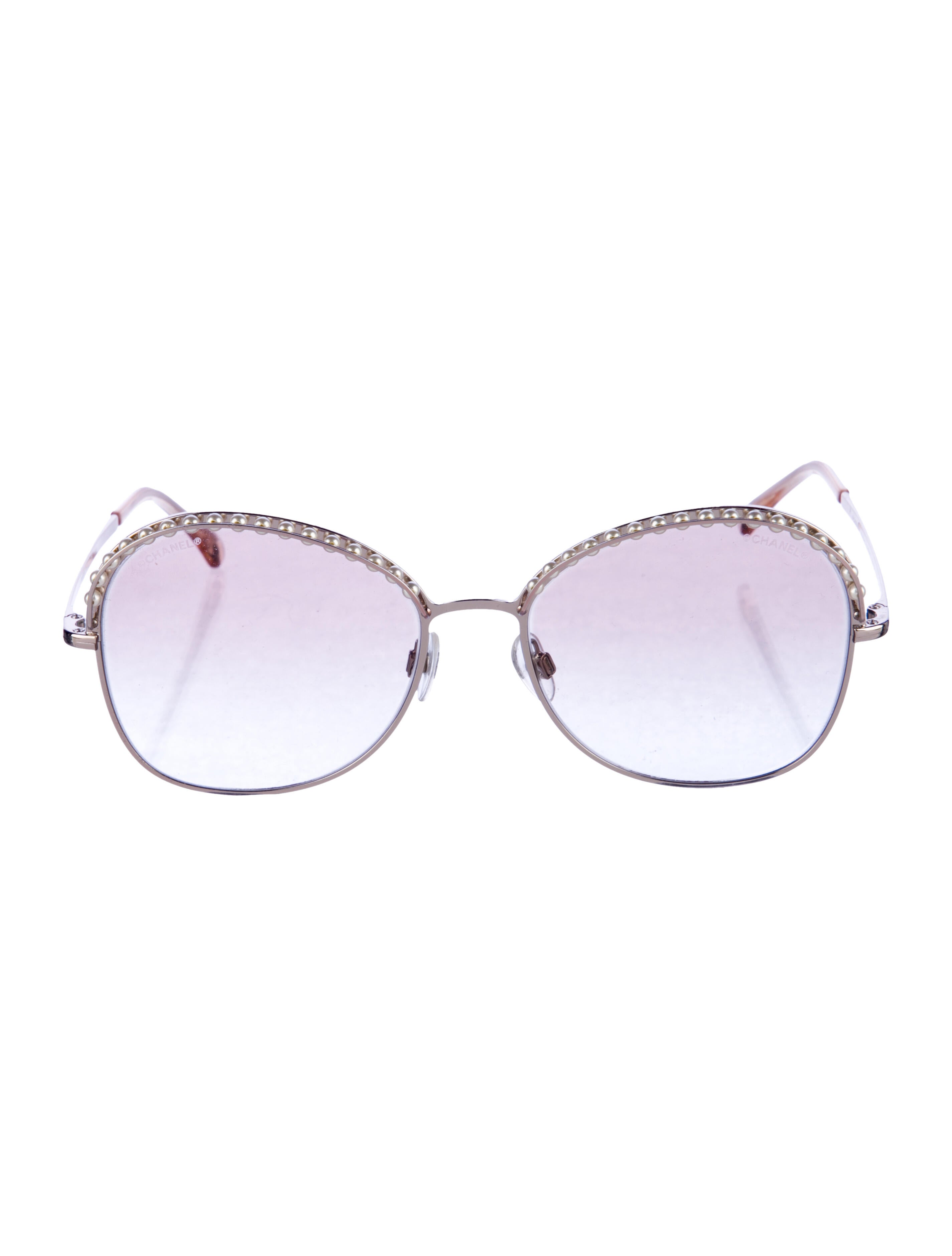 Chanel Interlocking CC Logo Cat-Eye Sunglasses