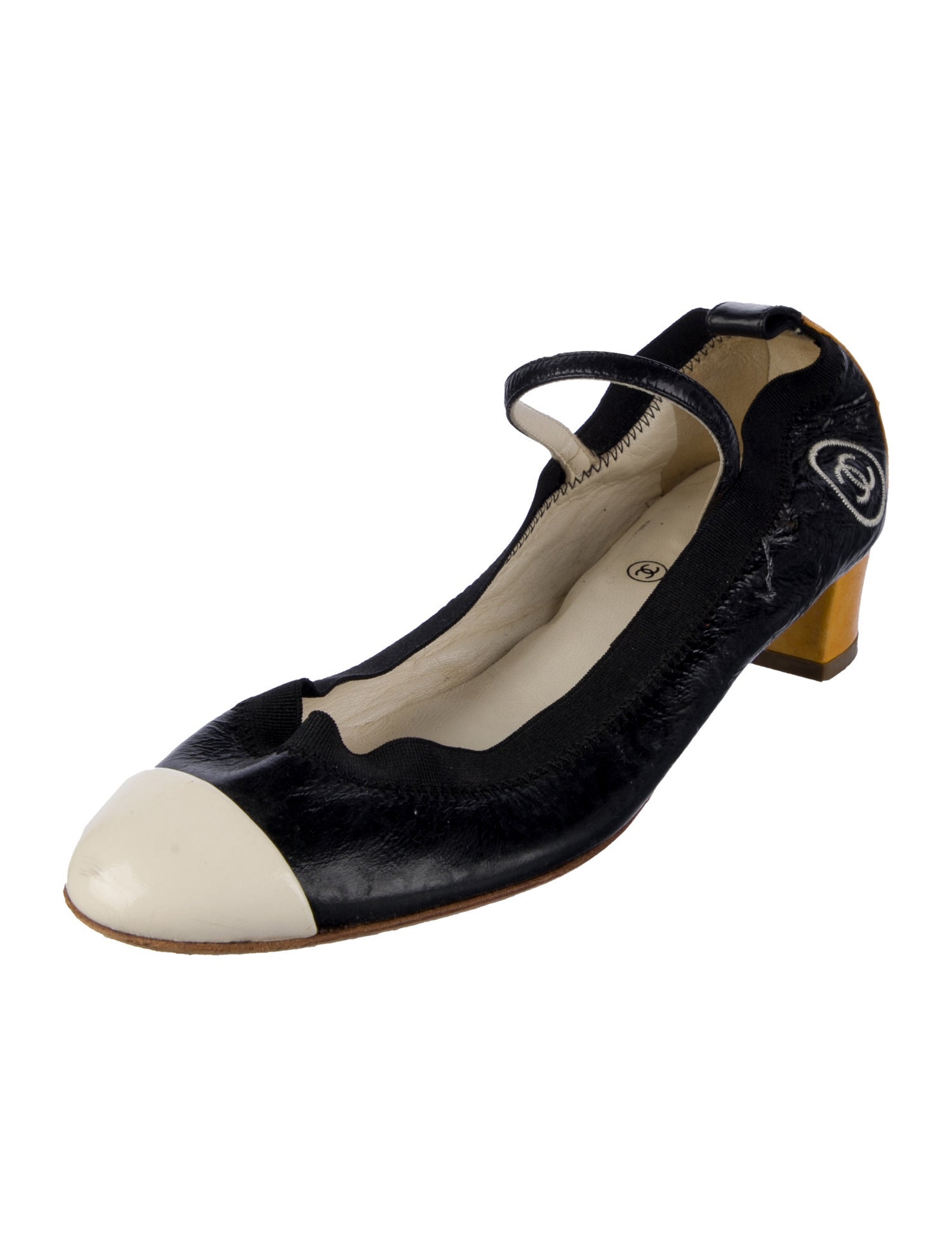 Chanel Vintage Interlocking CC Logo Pumps