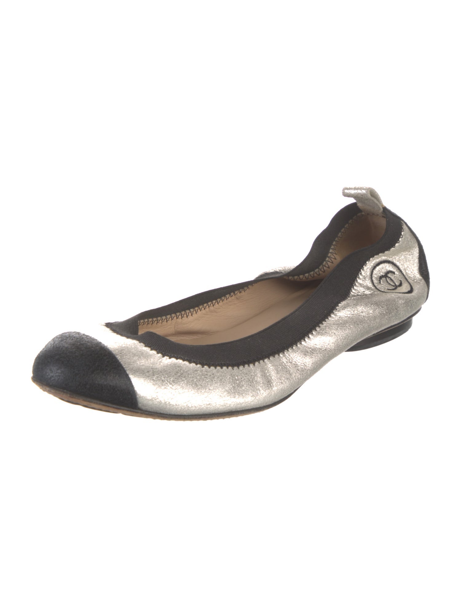 Chanel Interlocking CC Logo Leather Ballet Flats