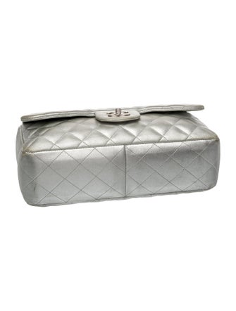 Chanel Classic Jumbo Single Flap Bag